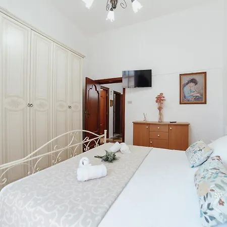 Casa Helen Vista Citta Bianca Centro Storico 500m Prázdninový dům *
